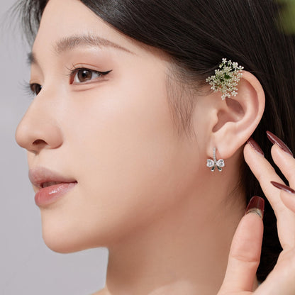 [Clover Jewelrys]Exquisite Earrings With Heart-Shaped Bow Design