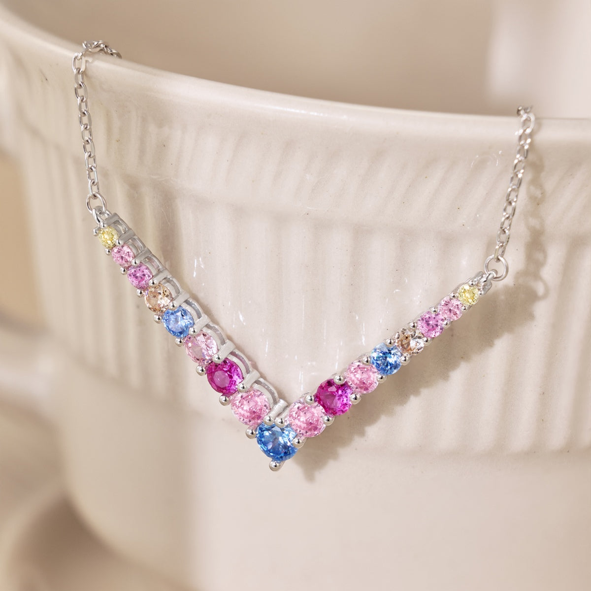 [Clover Jewelrys]Ornate Round Cut Necklace