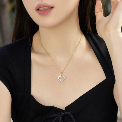 [Clover Jewelrys]Four-Leaf Clover Hollow Design Exquisite Necklace