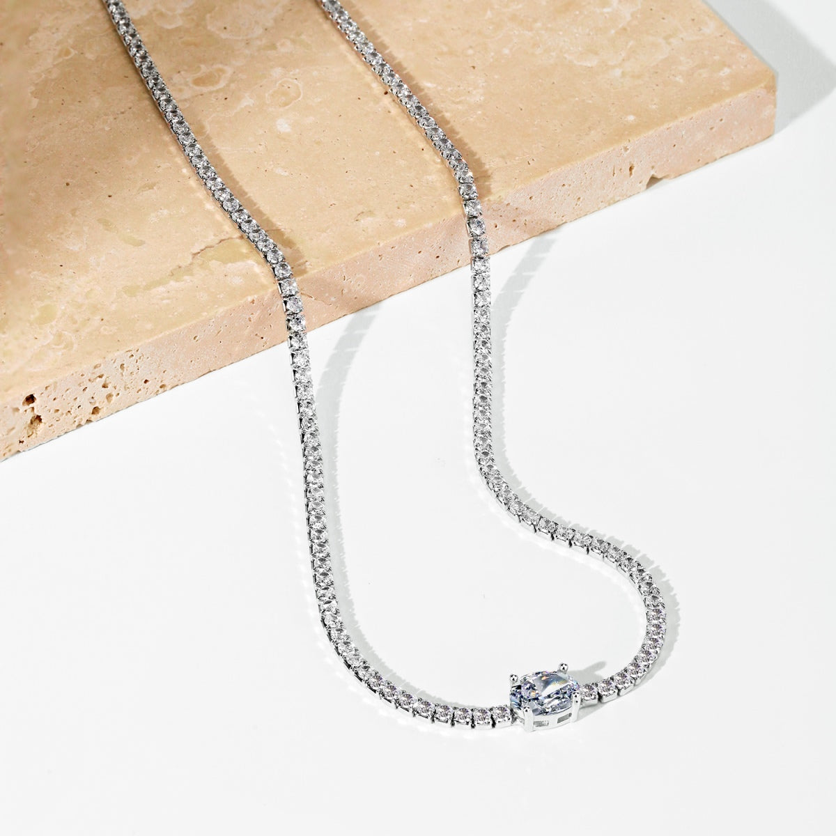 [Clover Jewelrys]1.0 Carat Shining Oval Cut Necklace