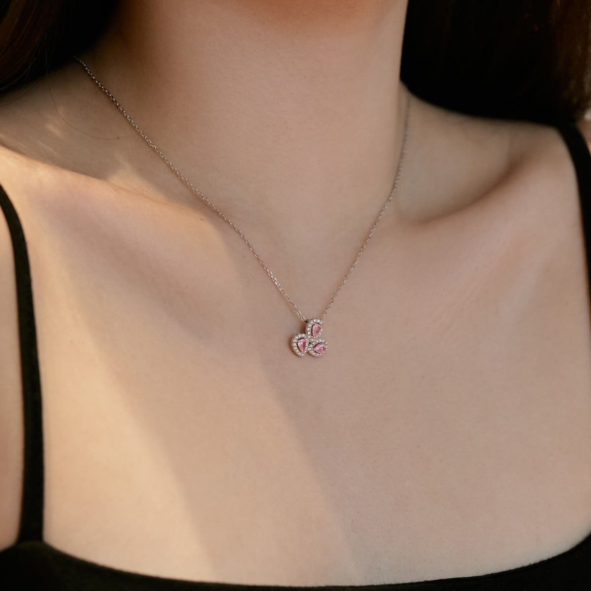 [Clover Jewelrys]Elegant Flower Shape Pear Cut Necklace