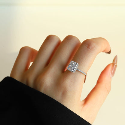 [Clover Jewelrys]4.0 Carat Luxurious Engagement Ring