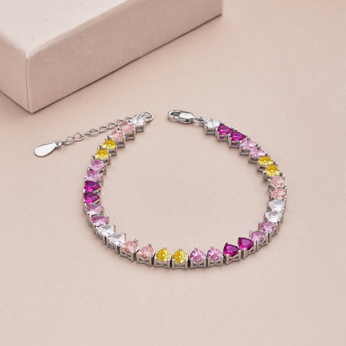 [Clover Jewelrys]Luxurious Colorful Romantic Heart Shape Lover Bracelet