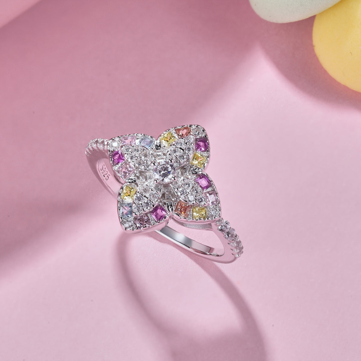 [Clover Jewelrys]Luxurious Colorful Flower Shape Banquet Ring