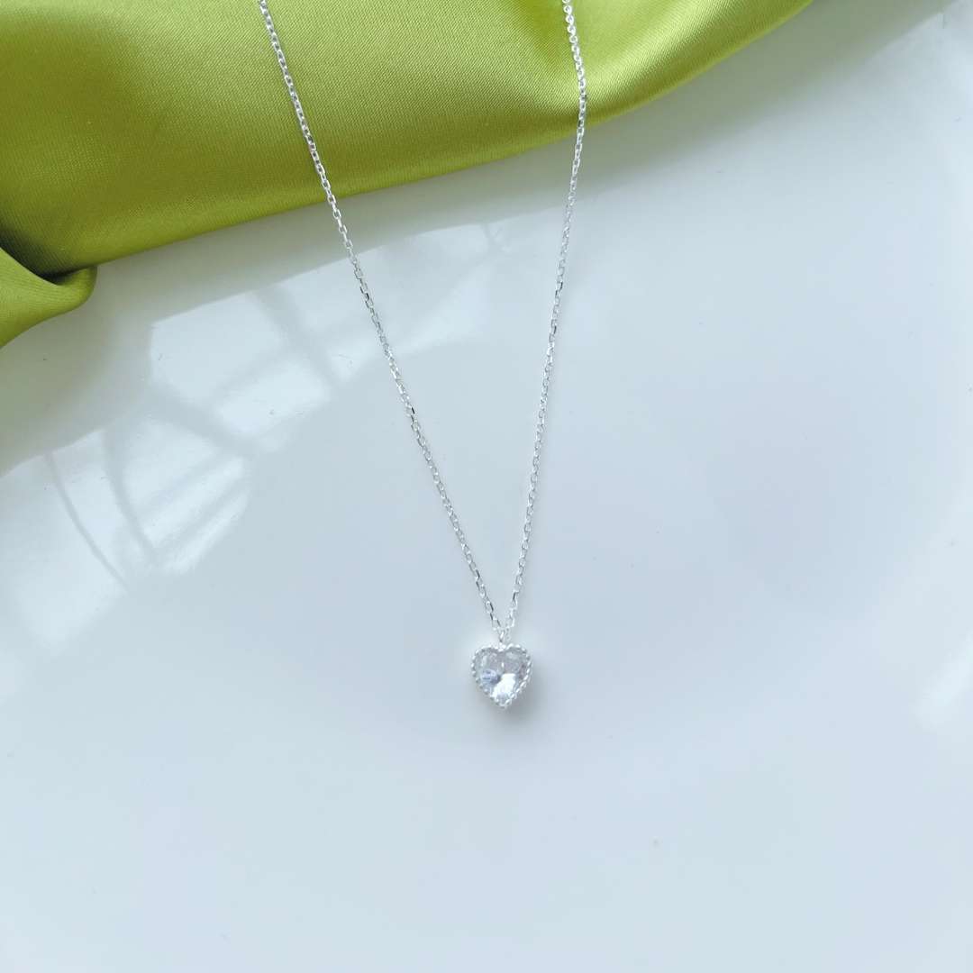 [Clover Jewelrys]Ornate Heart Shape Necklace