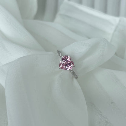 [Clover Jewelrys]2.0 Carat Dazzling Lustrous Heart Cut Lover Ring