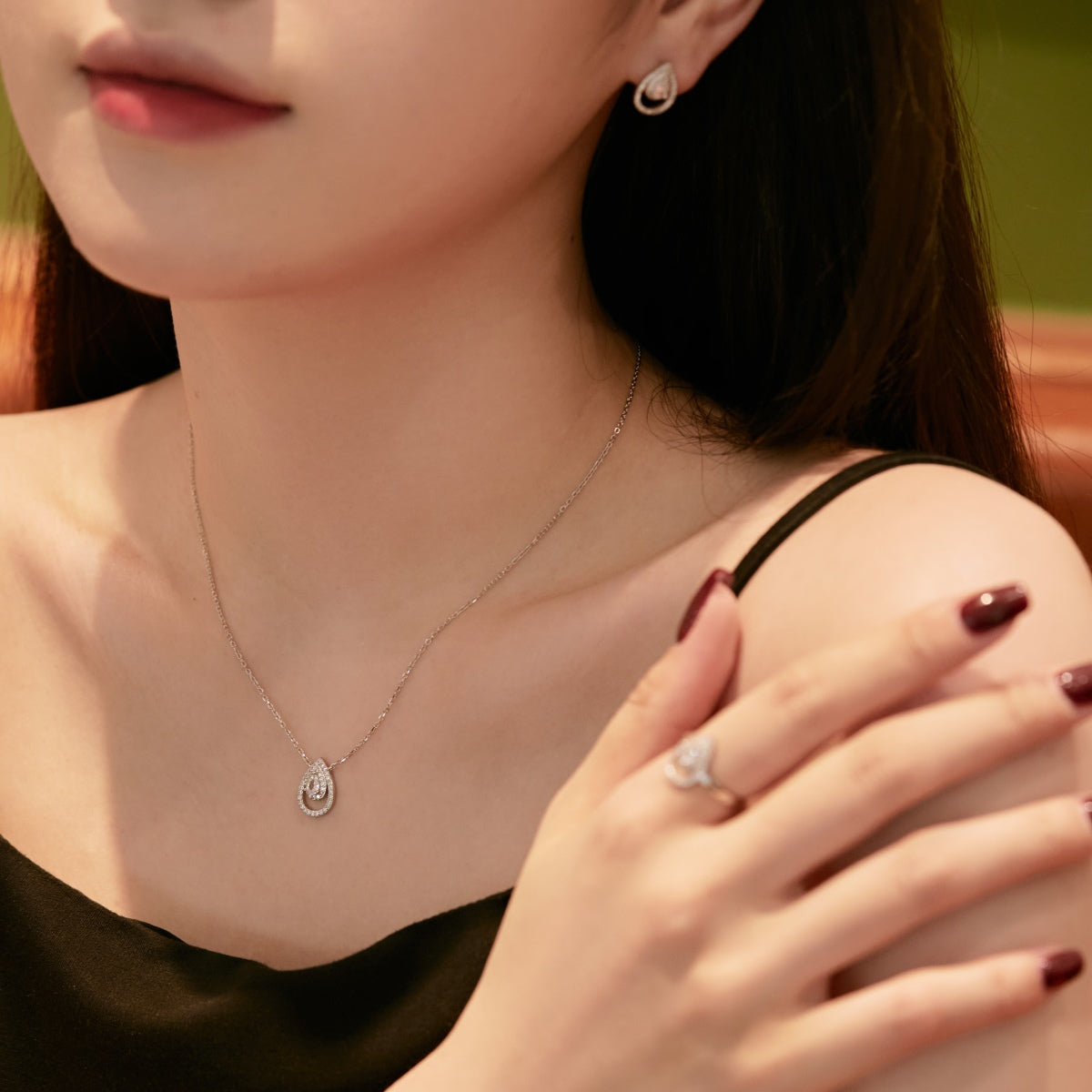 [Clover Jewelrys]Sparkling Delicate Water Drop Shape Daily Earrings