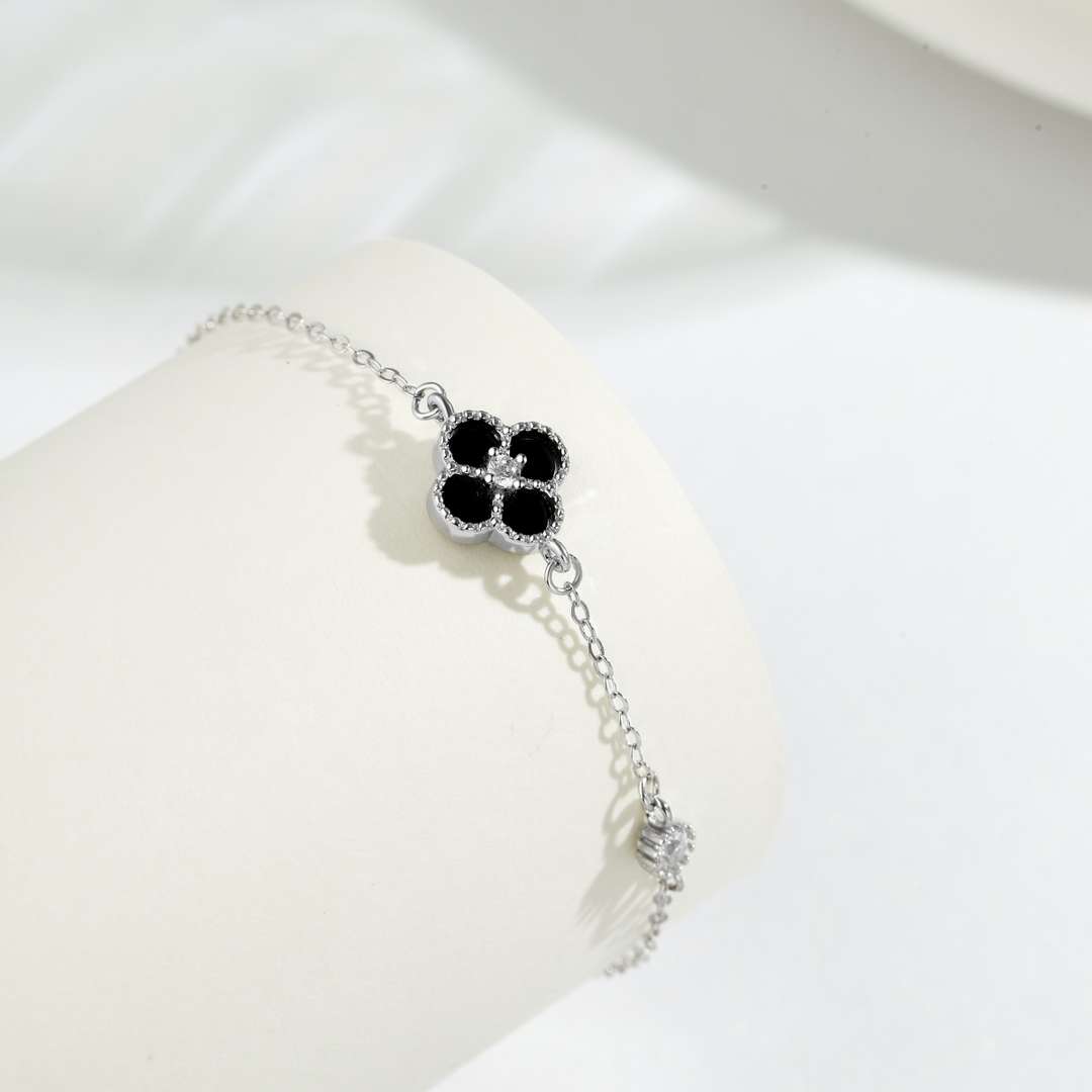 [Clover Jewelrys]Delicate Four Leaf Clover Bracelet