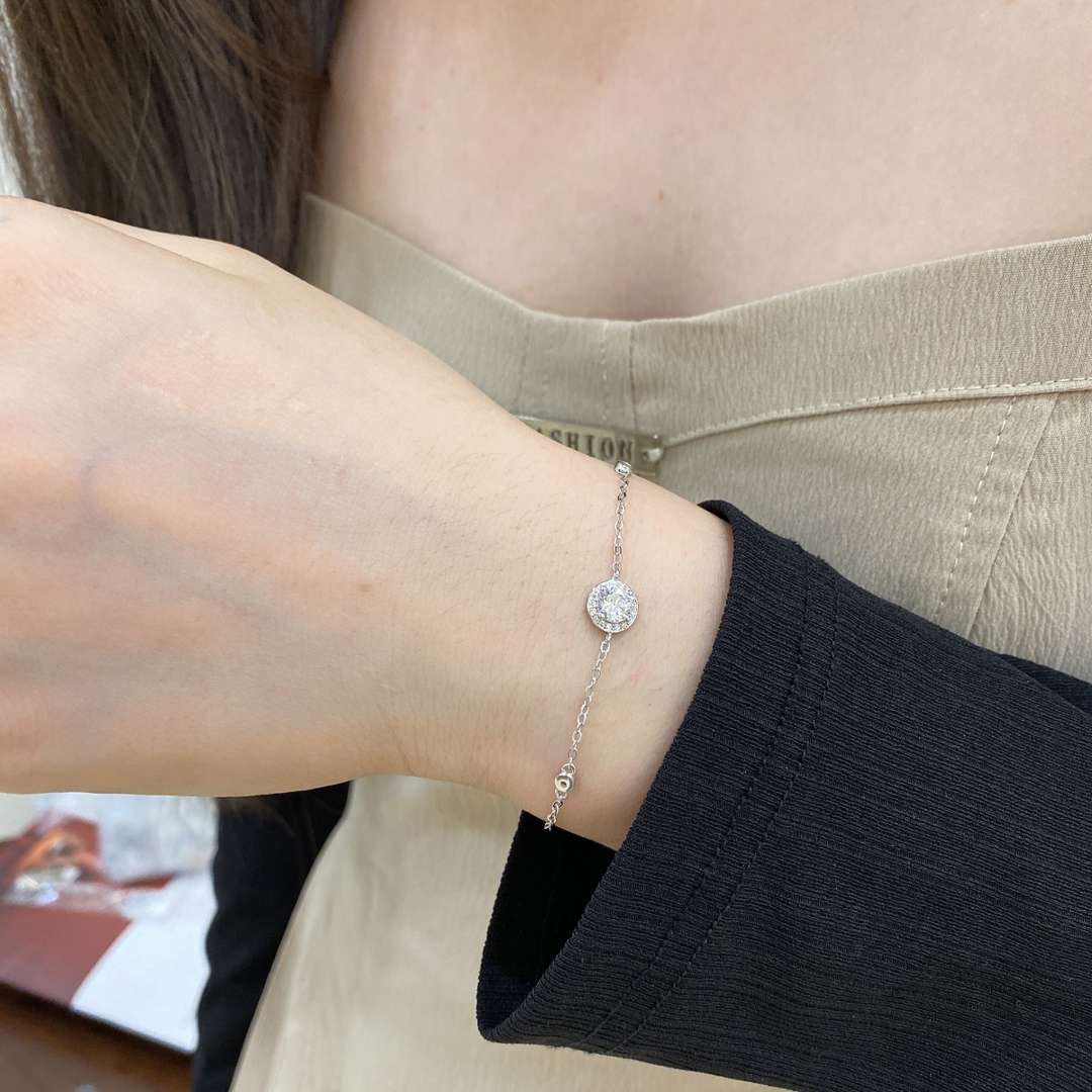 [Clover Jewelrys]Dazzling Round Cut Shape Bracelet