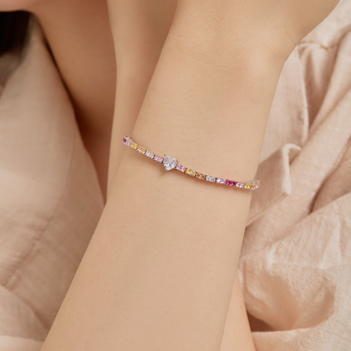 [Clover Jewelrys]Delicate Romantic Heart Shape Lover Bracelet