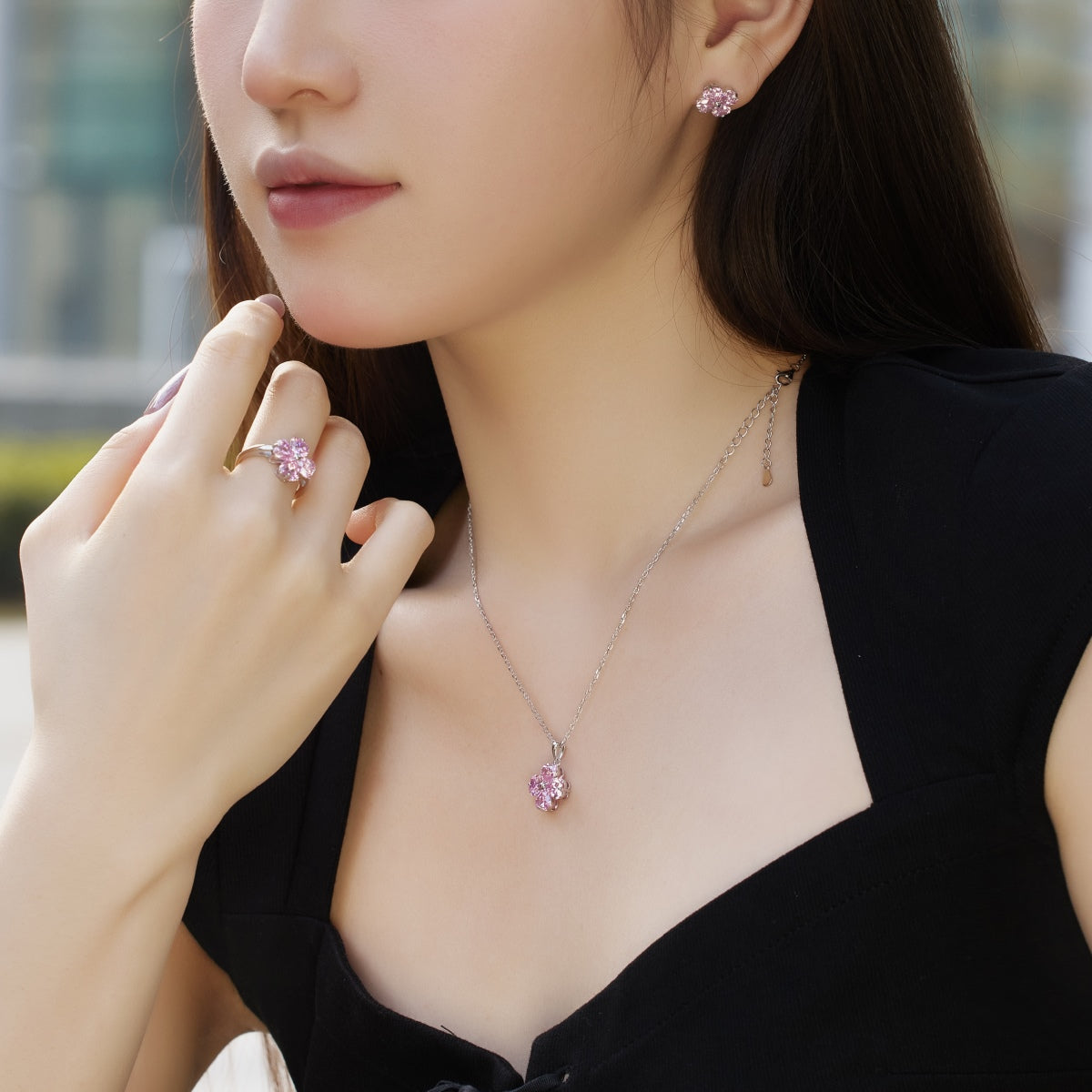 [Clover Jewelrys]Heart-Shaped Four-Leaf Clover Bead Necklace