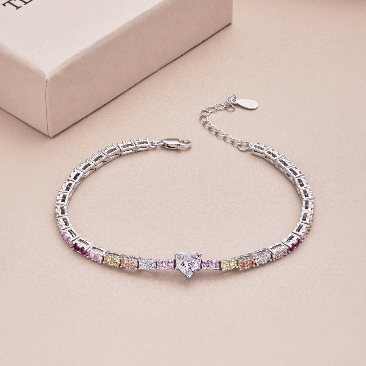 [Clover Jewelrys]Delicate Romantic Heart Shape Lover Bracelet