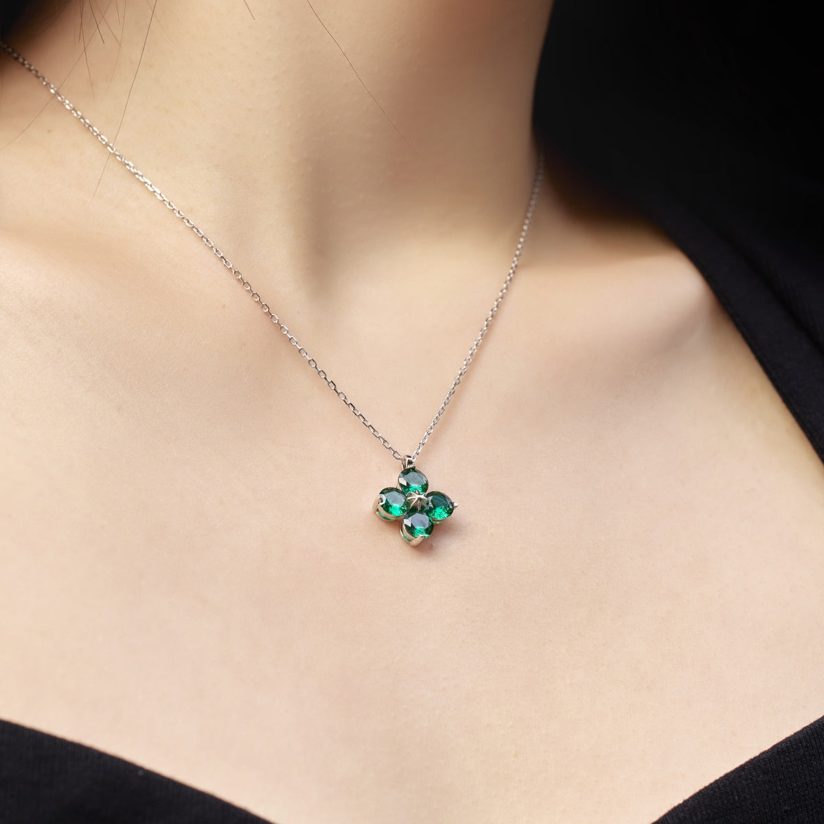 [Clover Jewelrys]Four-Leaf Clover And Eight-Pointed Star Necklace