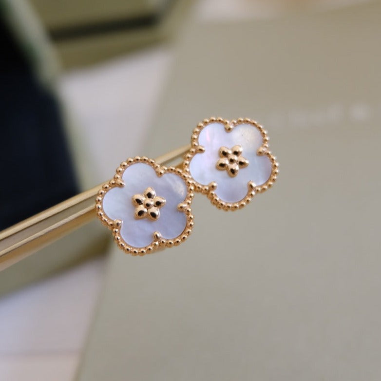 [Clover Jewelrys]LUCKY PINK GOLD WHITE MOP EARRINGS