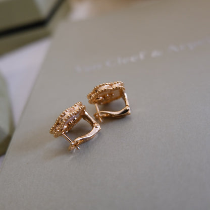 [Clover Jewelrys]LUCKY PINK GOLD WHITE MOP EARRINGS