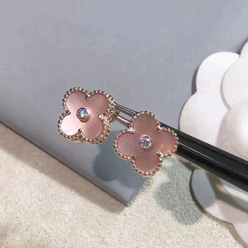 [Clover Jewelrys]CLOVER MEDIUM 1 MOTIFS  PINK MOP DIAMOND EARRINGS