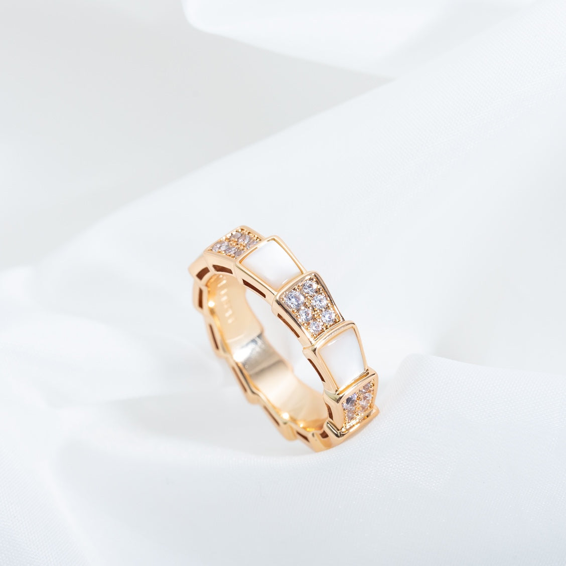 [Clover Jewelrys]SERPENTI RING PINK GOLD MOP DIAMOND PAVED 4MM