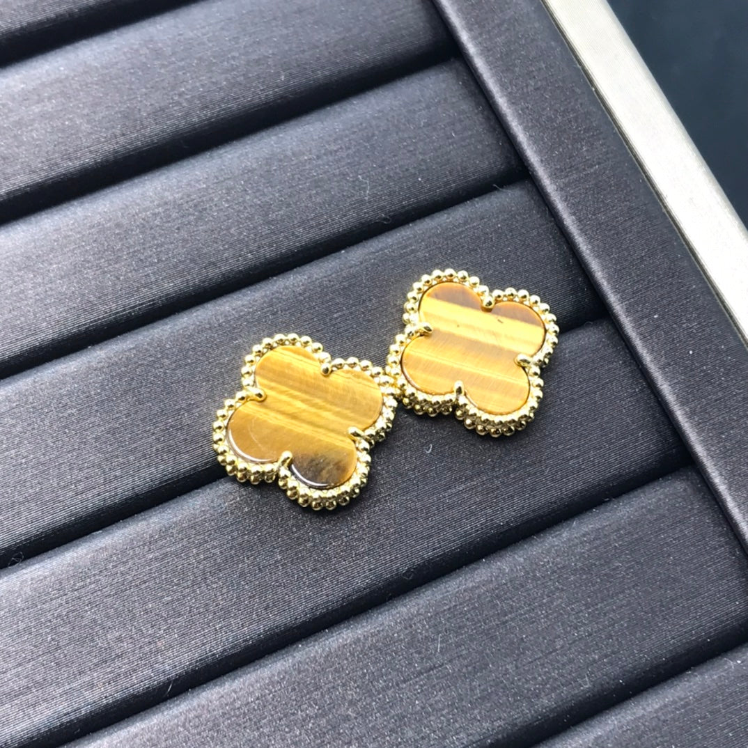 [Clover Jewelrys]CLOVER MEDIUM 1 MOTIFS TIGER EYE EARRINGS