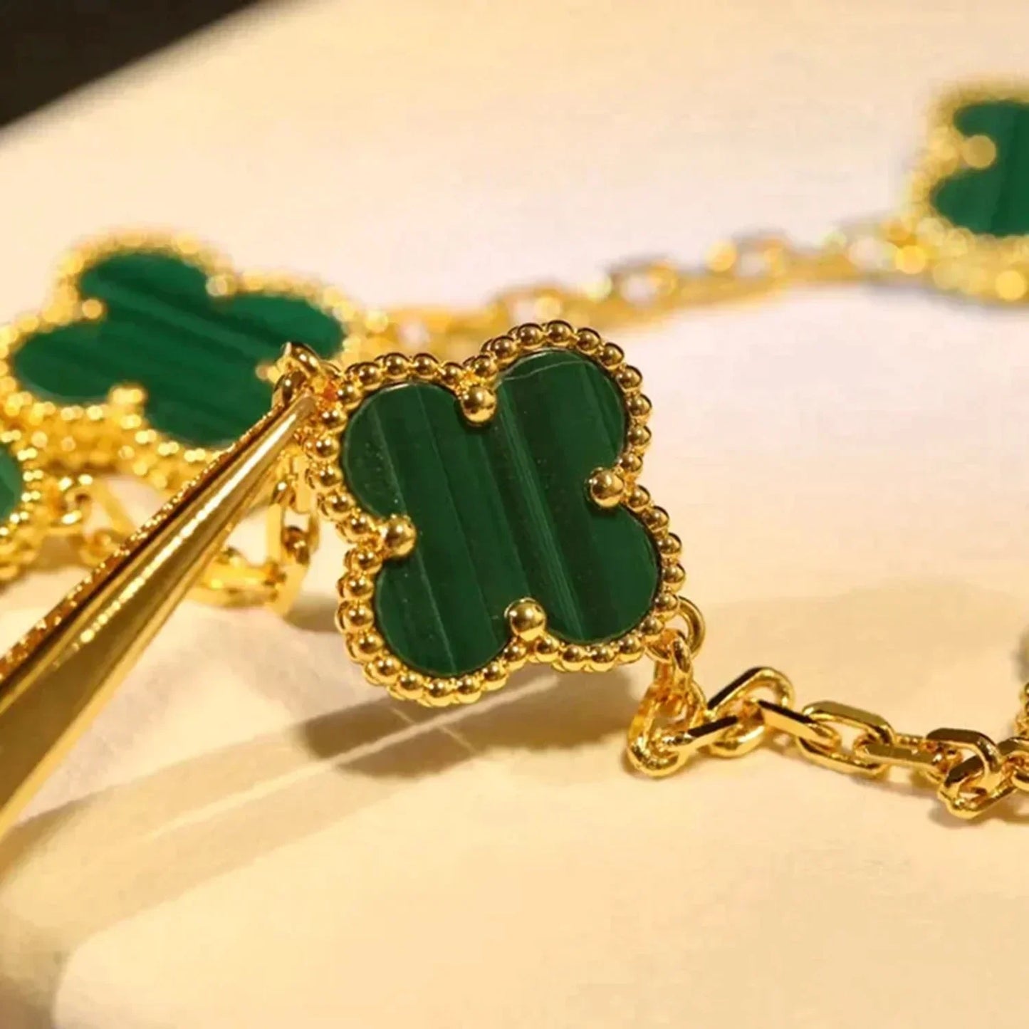 [Clover Jewelrys]CLOVER 5 MOTIFS MALACHITE BRACELET