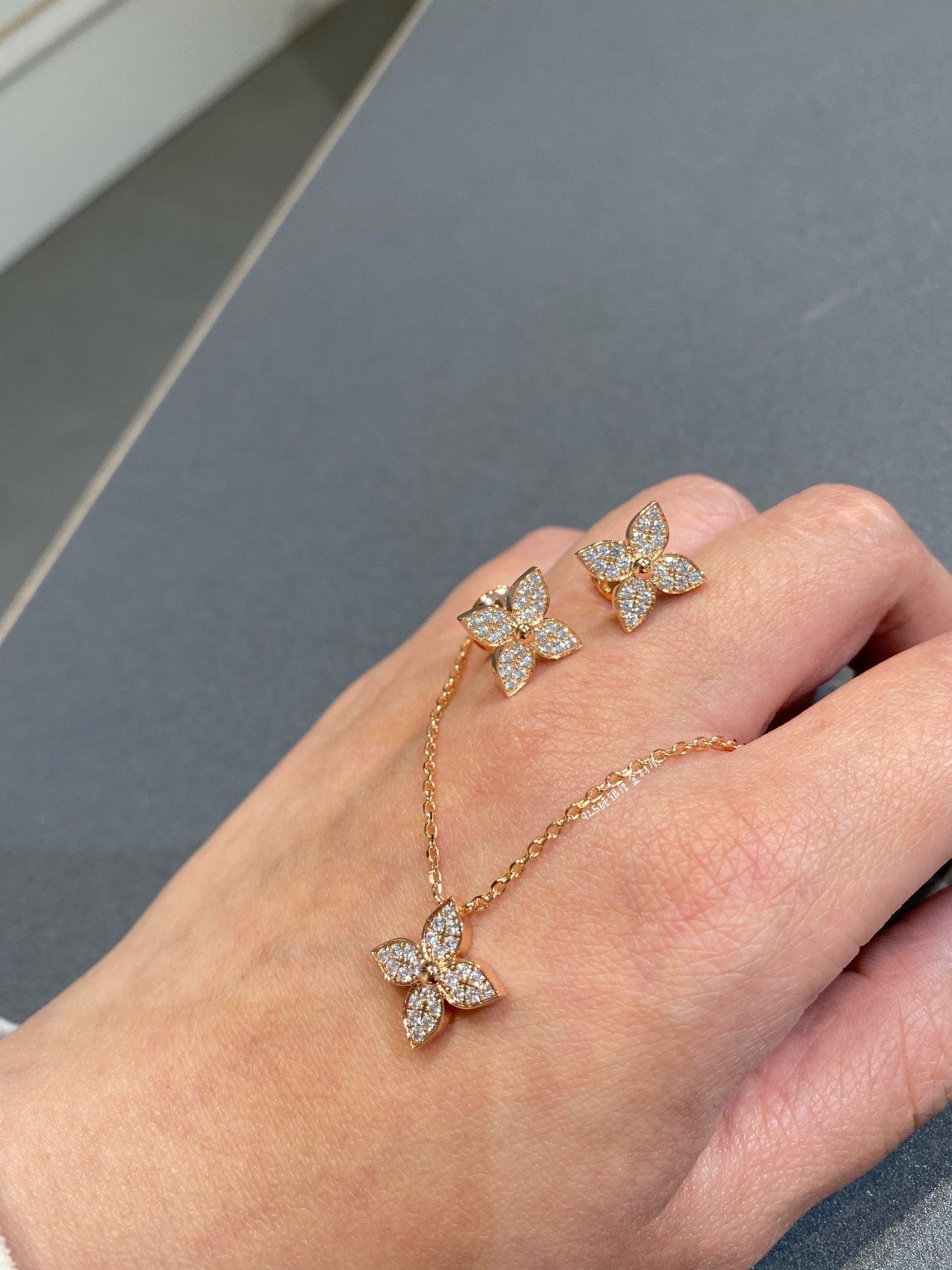 [Clover Jewelrys]STAR DIAMOND NECKALCE