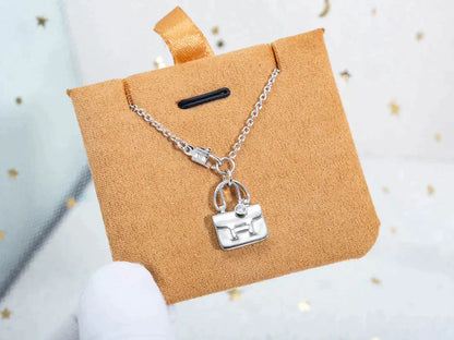 [Clover Jewelrys]AMULETTE PEDANT SILVER NECKLACE