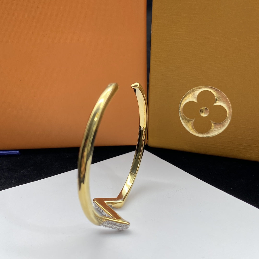 [Clover Jewelrys]VOLTE UPSITE DOWN DIAMOND GOLD OPEN BRACELET