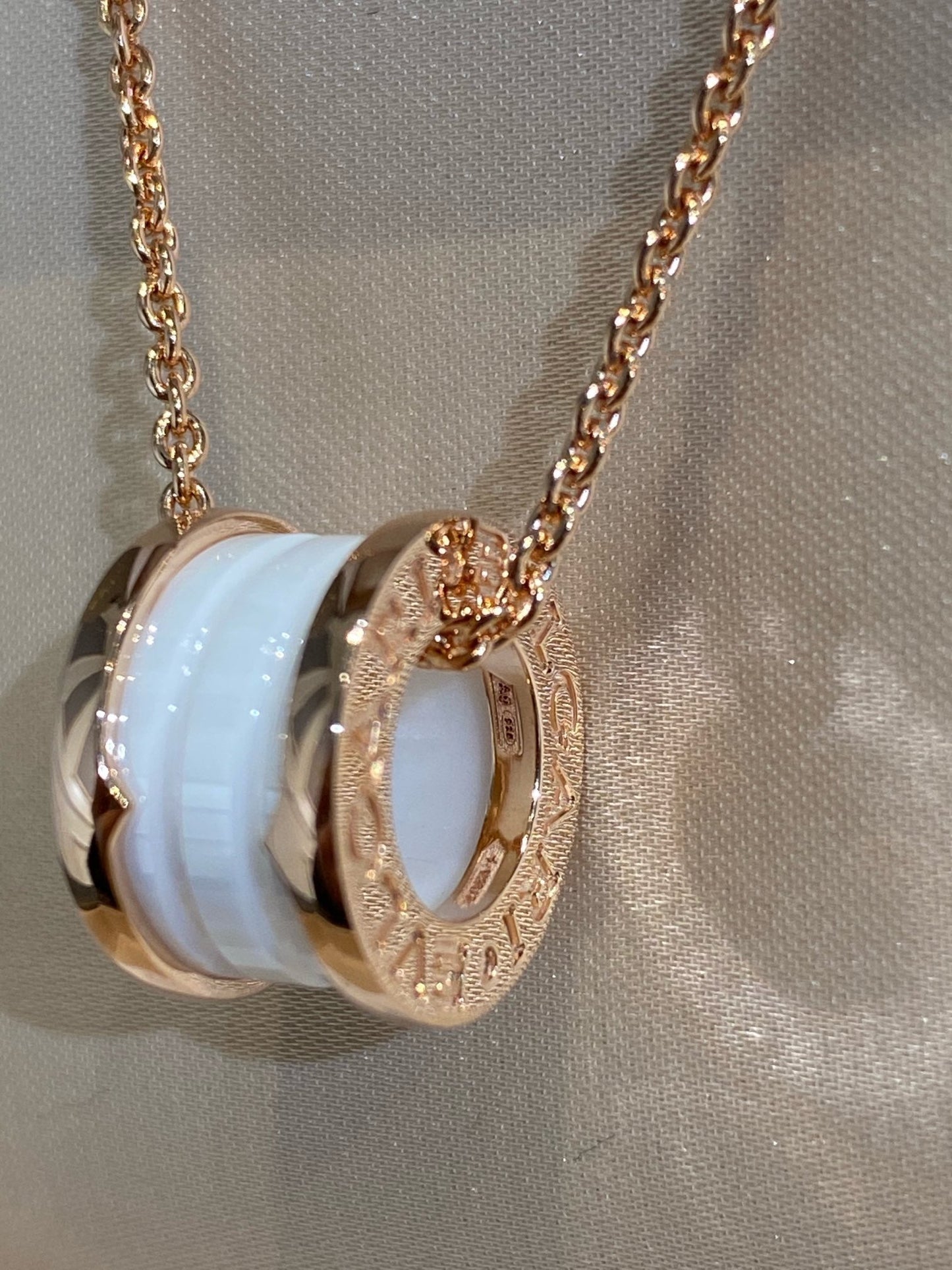 [Clover Jewelrys]ZERO 1 WHITE CERAMIC PINK GOLD NECKLACE