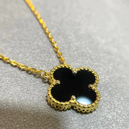 CLOVERS NECKLACE 15MM BLACK ONYX SINGLE FLOWER