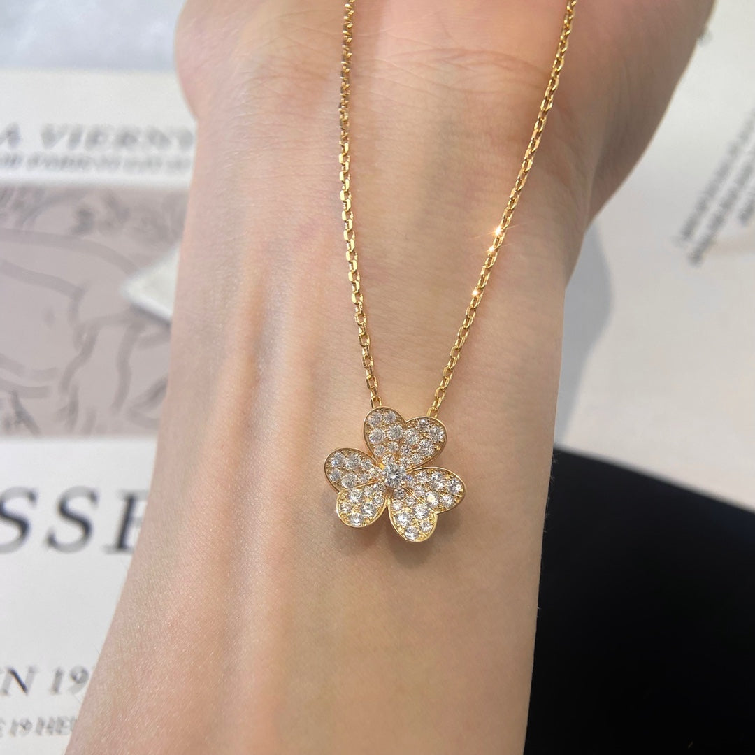 [Clover Jewelrys]FLOWER DIAMOND NECKLACE