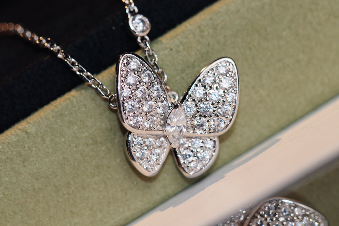 [Clover Jewelrys]BUTTERFLY DIAMOND NECKLACE