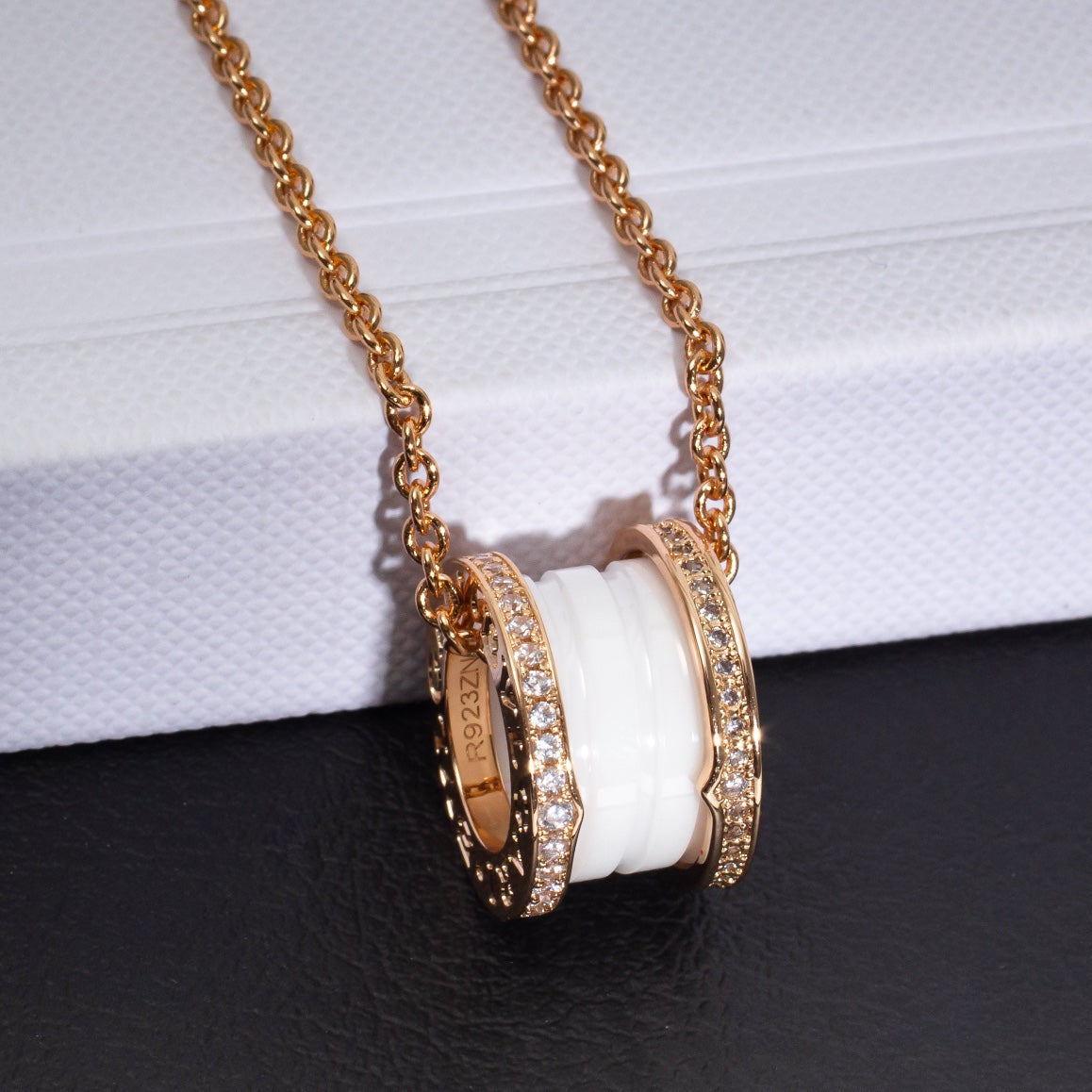 [Clover Jewelrys]ZERO 1 WHITE CERAMIC PINK GOLD DIAMOND NECKLACE