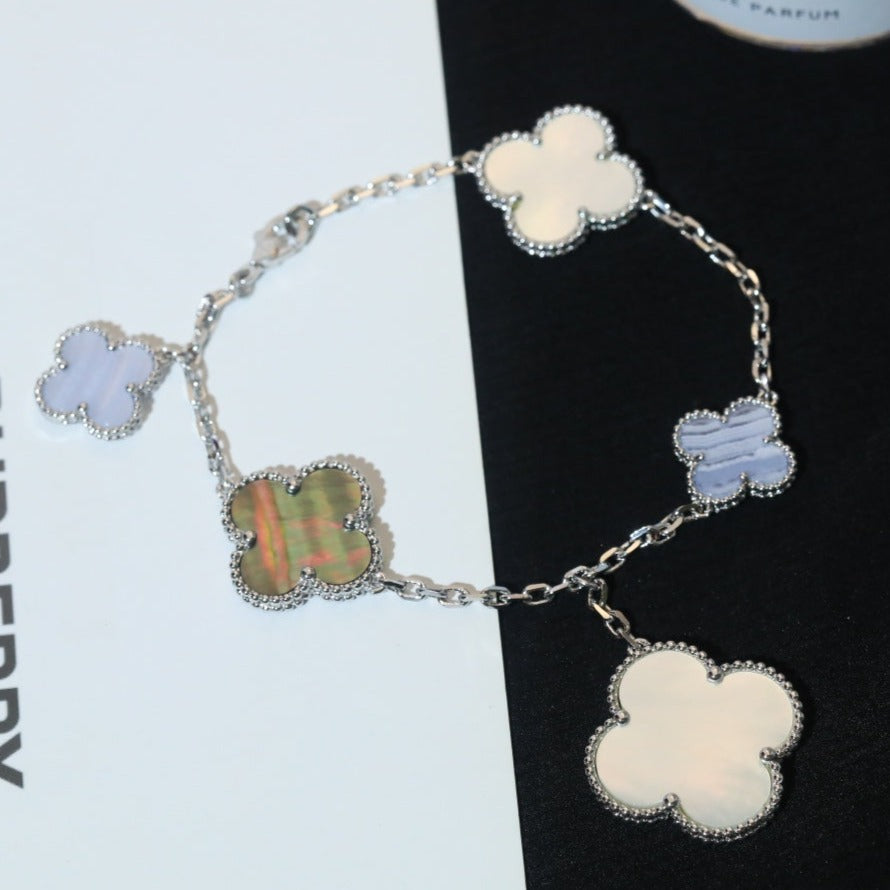 [Clover Jewelrys]CLOVER BRACELET 5 MOTIFS MOP CHALCEDONY SILVER