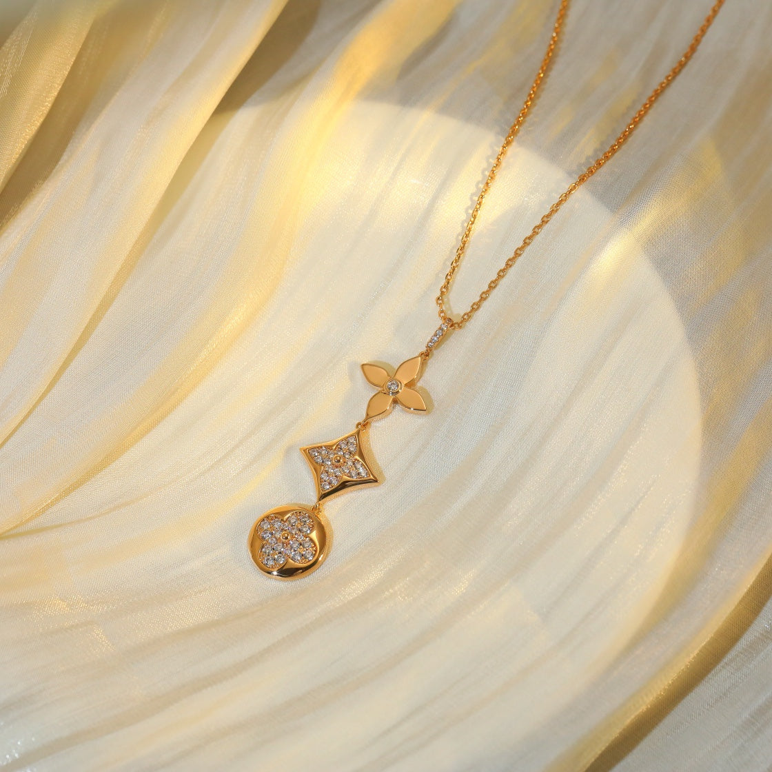 [Clover Jewelrys]STAR AND SUN DIAMOND PINK GOLD NECKLACE