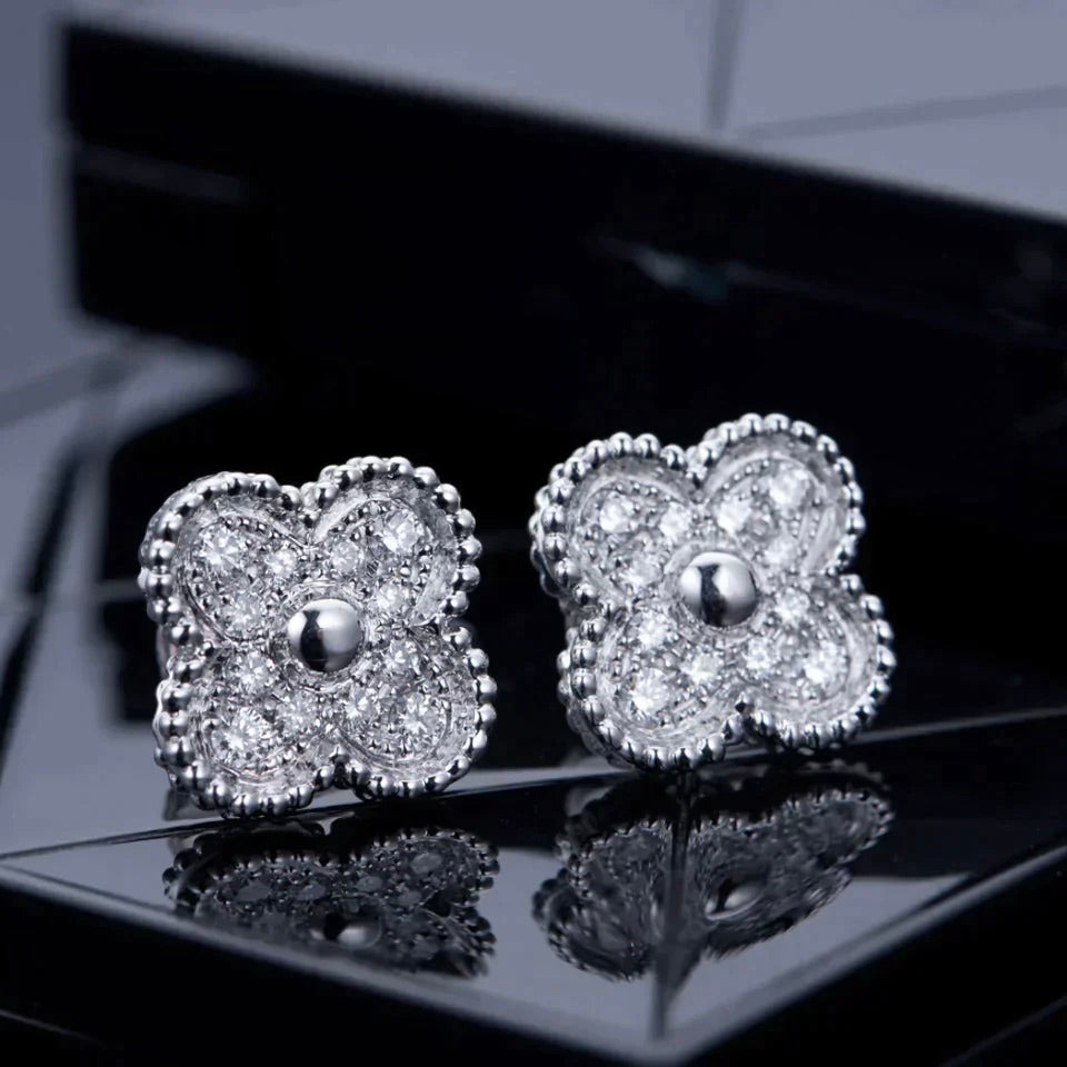 [Clover Jewelrys]CLOVER 1 MOTIFS DIAMOND STUD EARRINGS SILVER