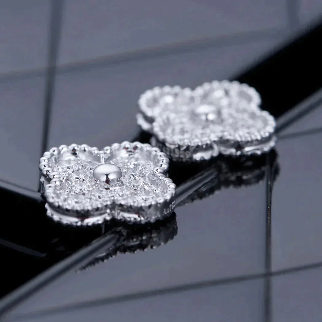 [Clover Jewelrys]CLOVER 1 MOTIFS DIAMOND STUD EARRINGS SILVER