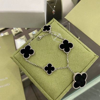 [Clover Jewelrys]CLOVER 5 MOTIFS SIVLER ONYX BRACELET