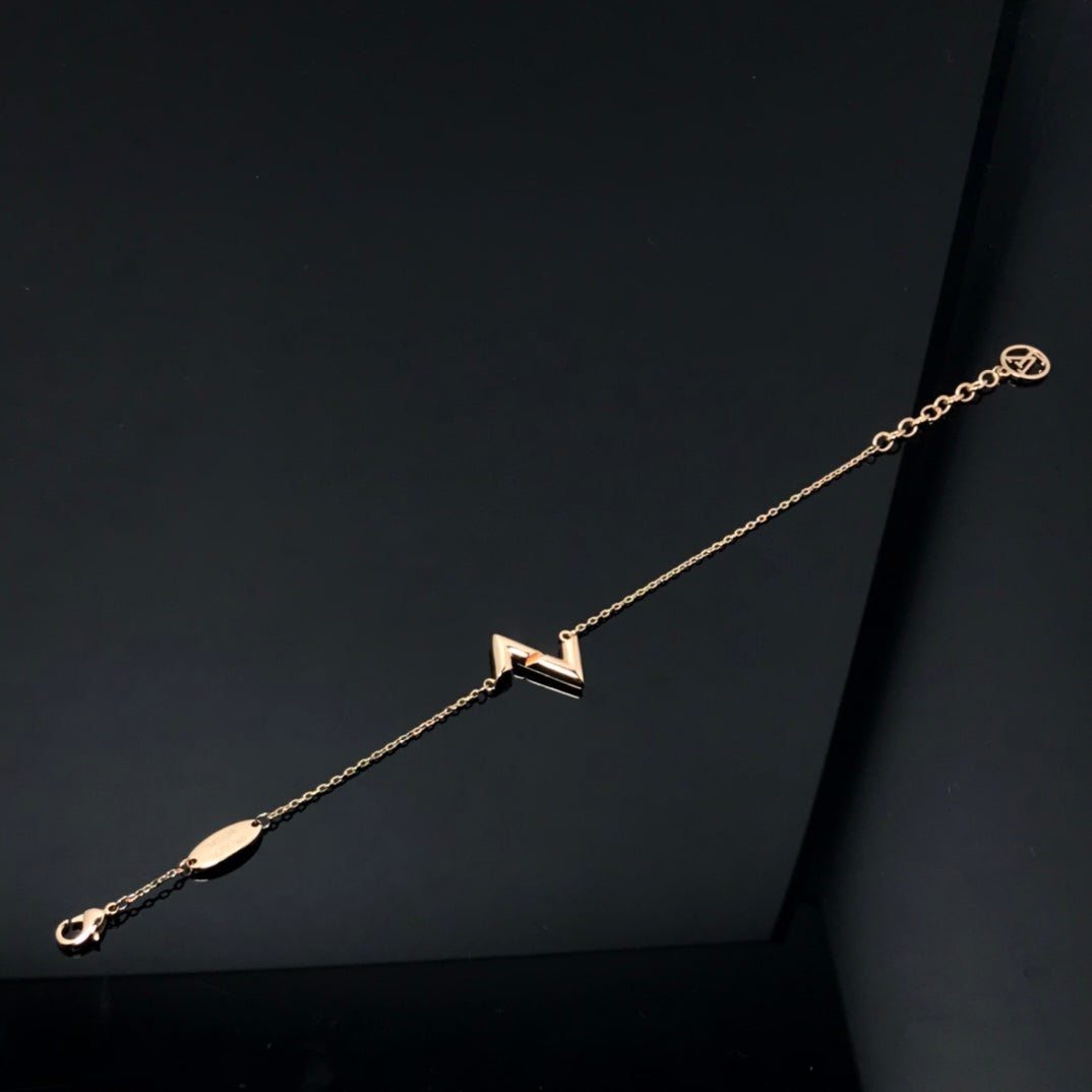 [Clover Jewelrys]VOLT LV LOGO BRACELET