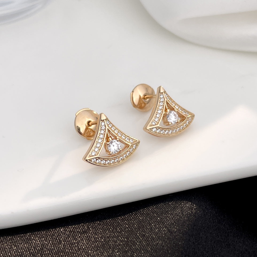 [Clover Jewelrys]DREAM MINI DIAMOND STUD EARRINGS