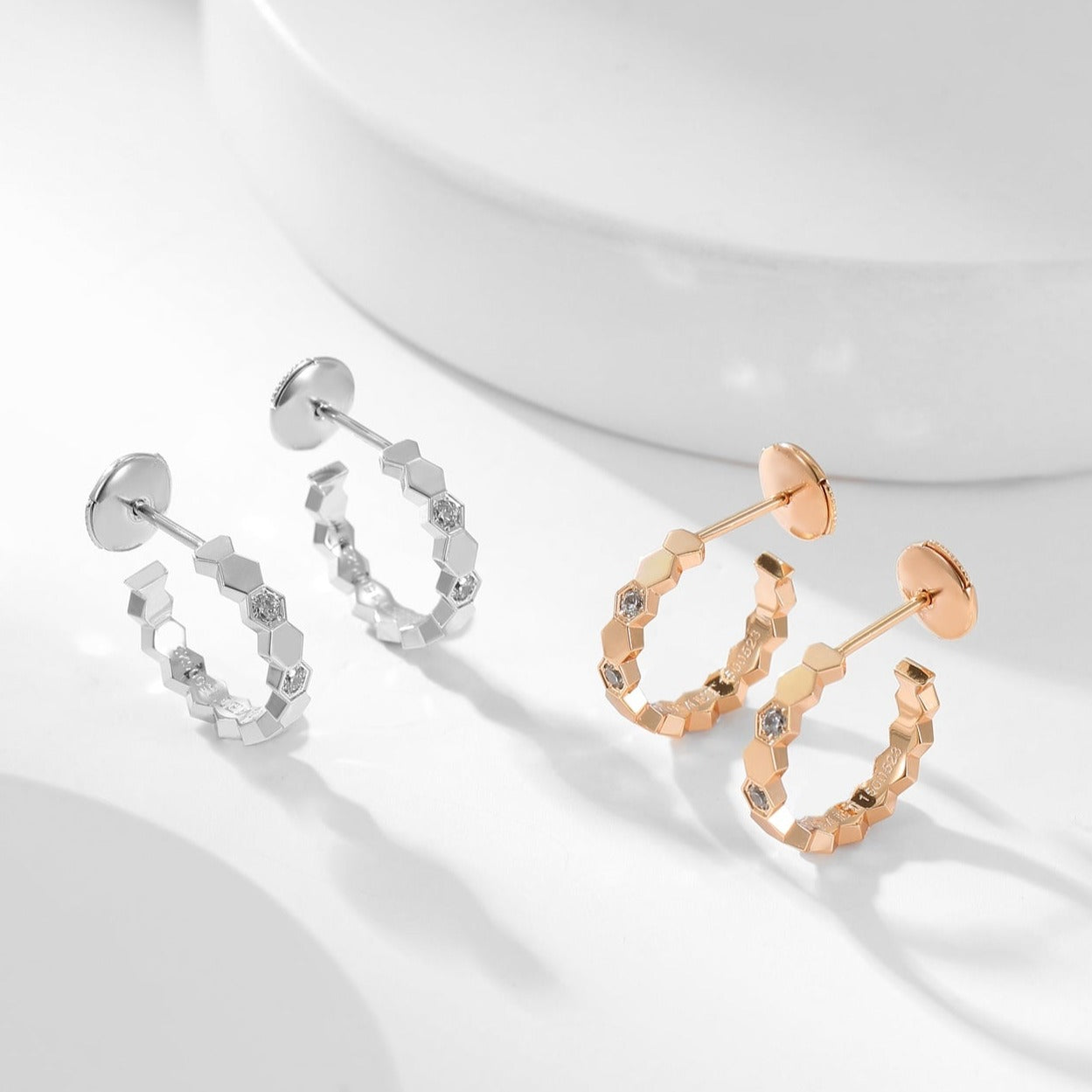 [Clover Jewelrys]BEE LOVE DIAMOND HOOP EARRINGS