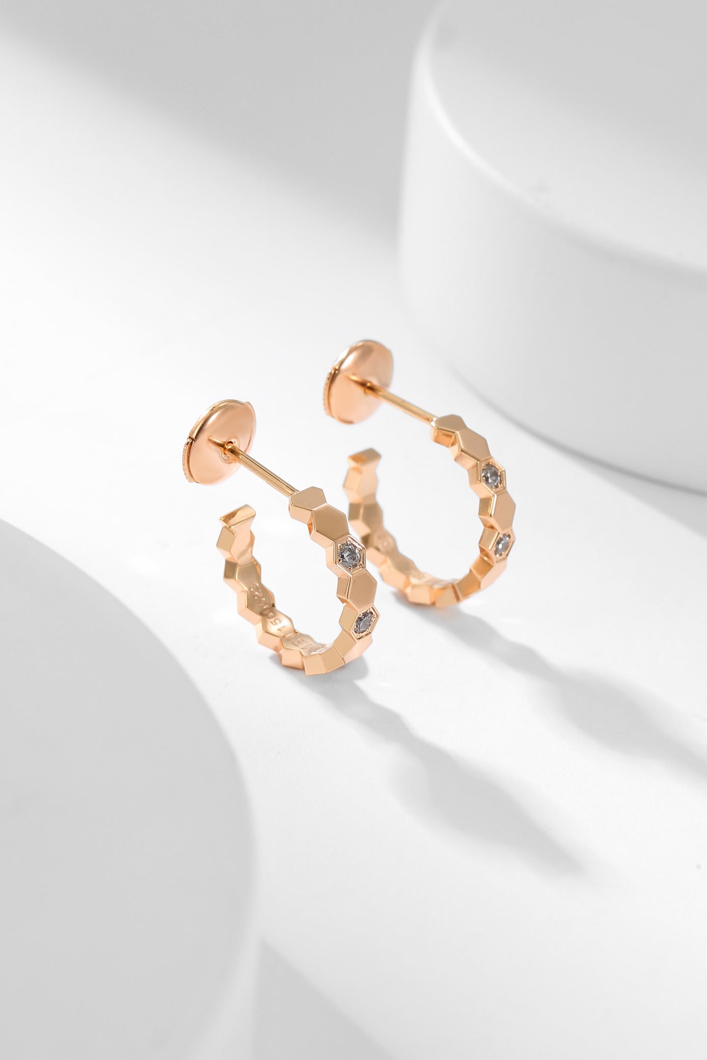 [Clover Jewelrys]BEE LOVE DIAMOND HOOP EARRINGS