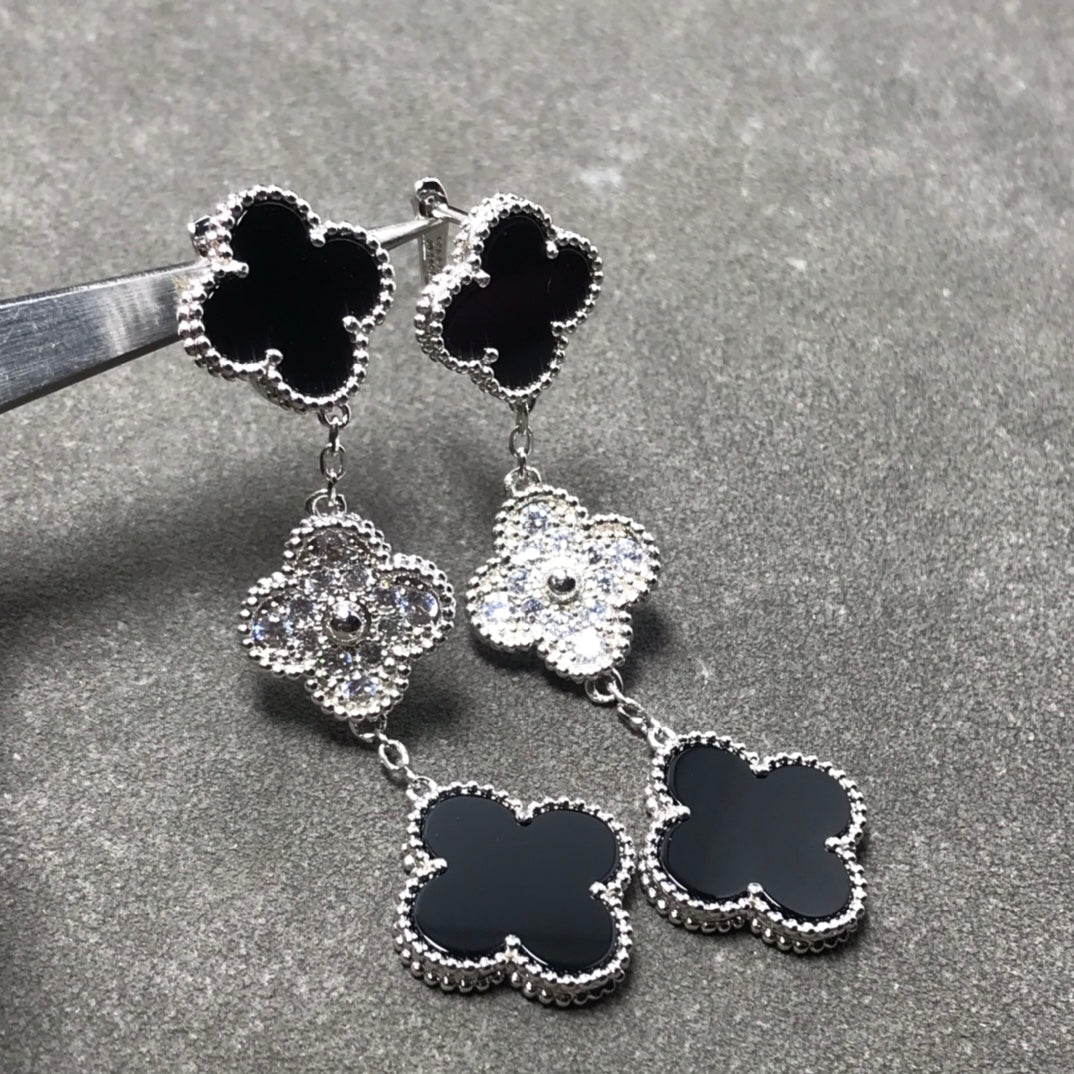 [Clover Jewelrys]CLOVER 3 MOTIF DIAMOND ONYX SILVER EARRINGS