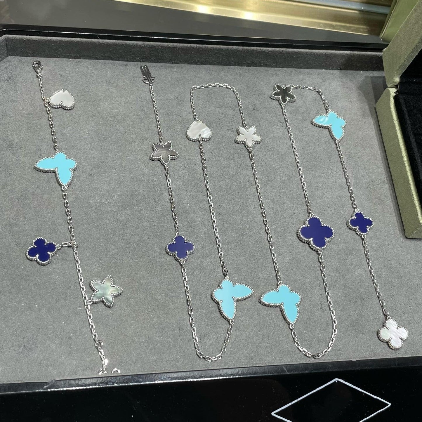 [Clover Jewelrys]LUCKY CLOVER SILVER 11 MOTIF NECKLACE