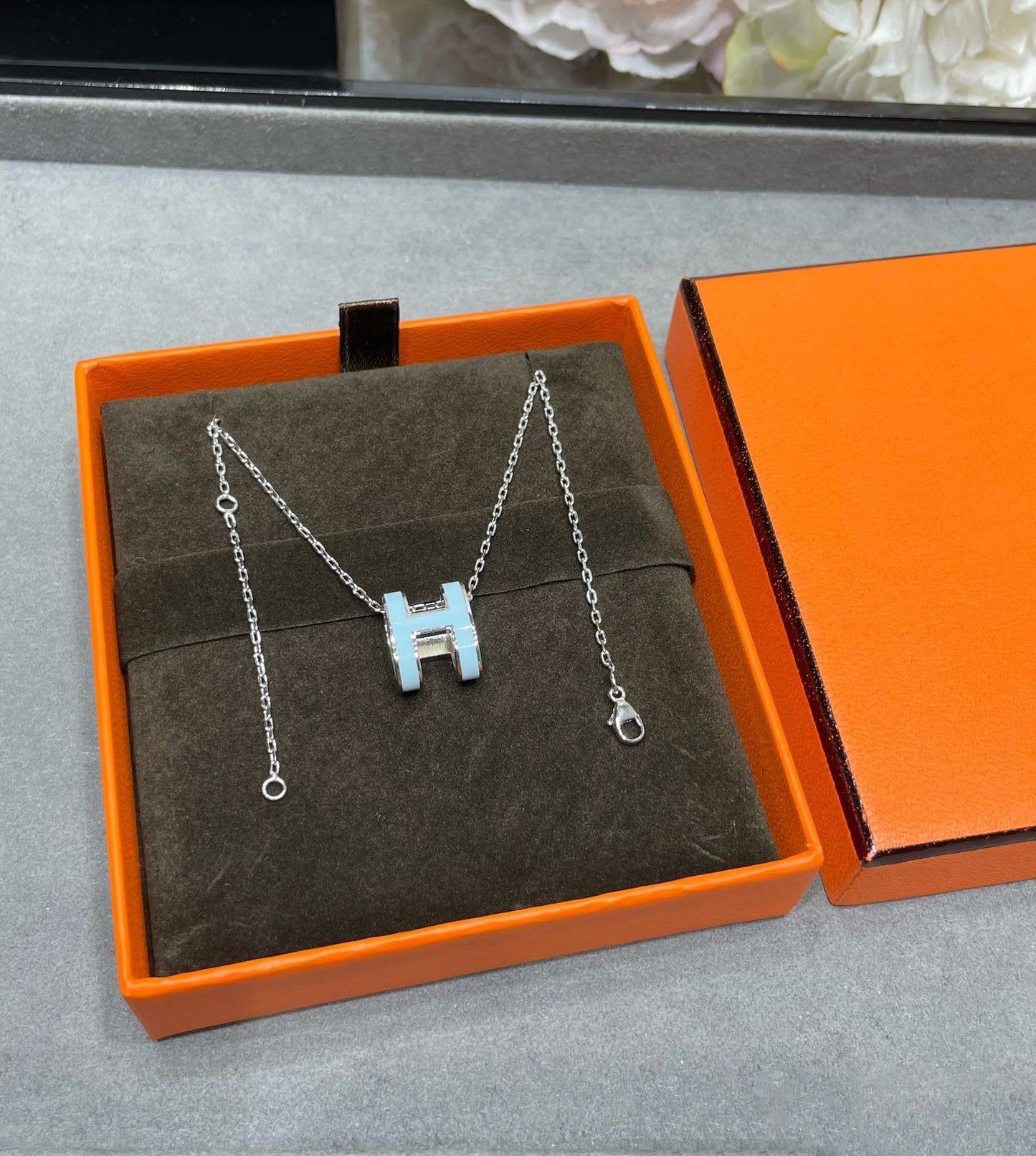 [Clover Jewelrys]POP H SKY BLUE NECKLACE