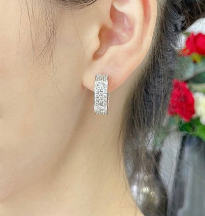 [Clover Jewelrys]LOVE 5.5MM DIAMOND PAVED EARRINGS