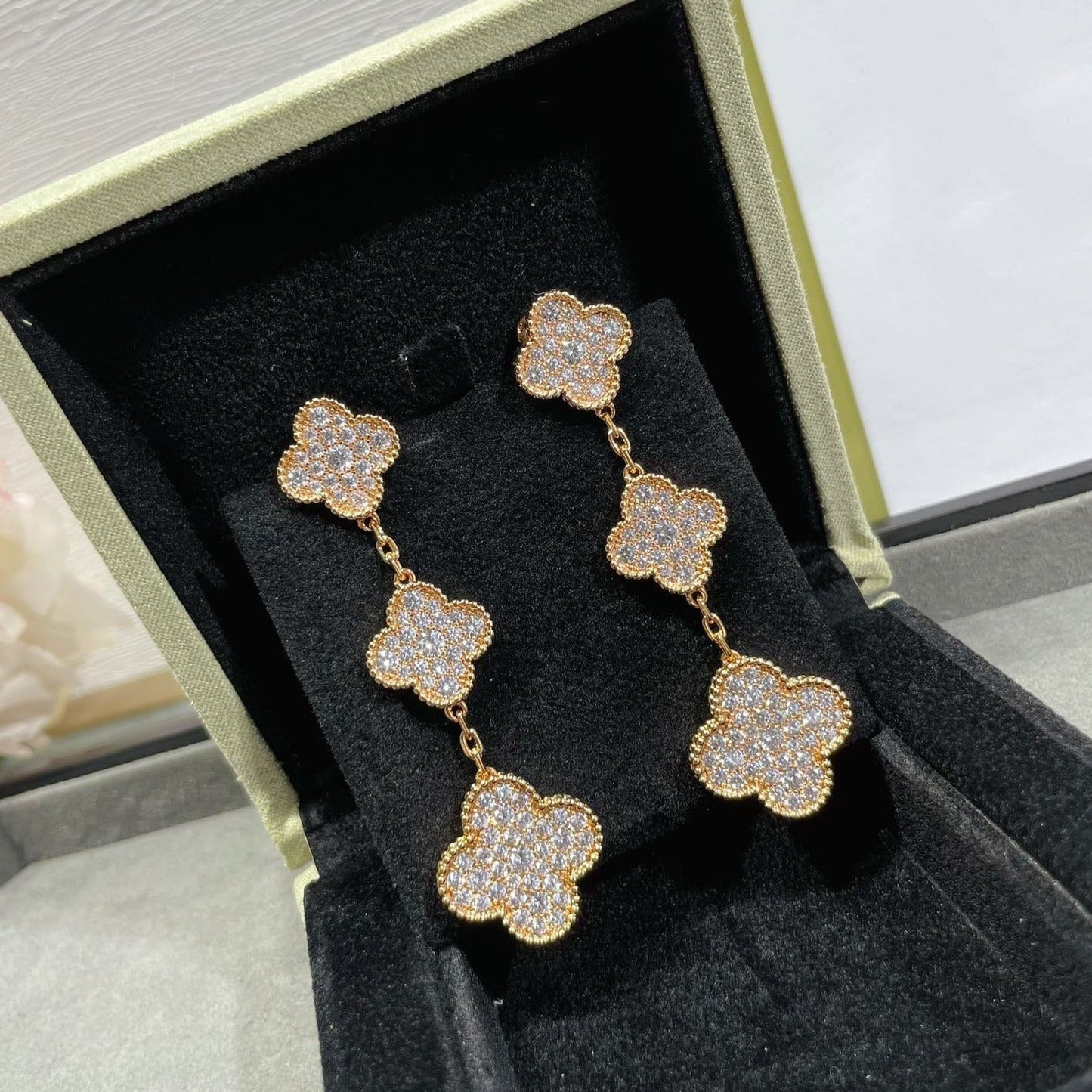 [Clover Jewelrys]CLOVER 3 MOTIFS DIAMOND PAVED ROSE GOLD EARRINGS