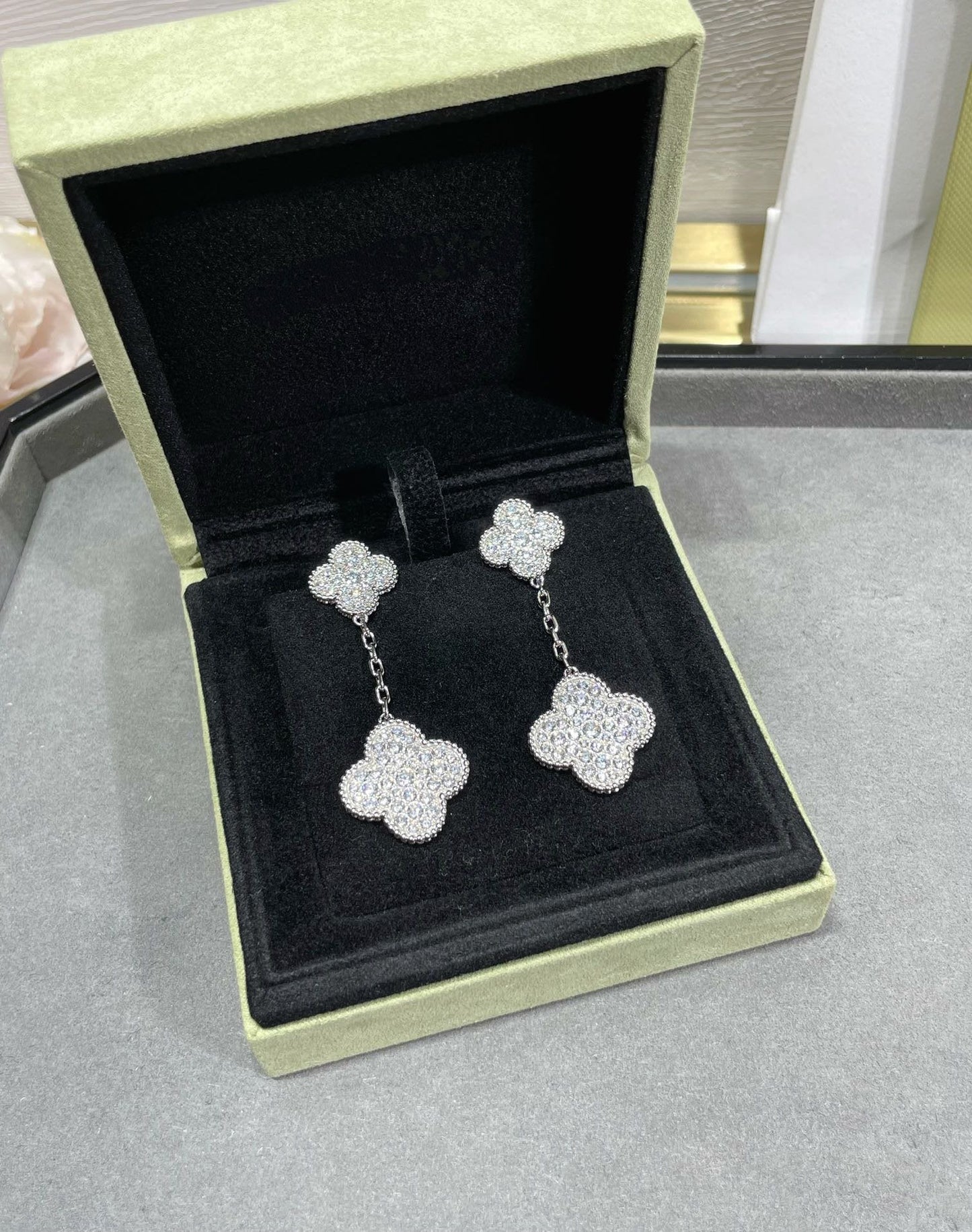 [Clover Jewelrys]CLOVER 2 MOTIFS DIAMOND PAVED SILVER EARRINGS