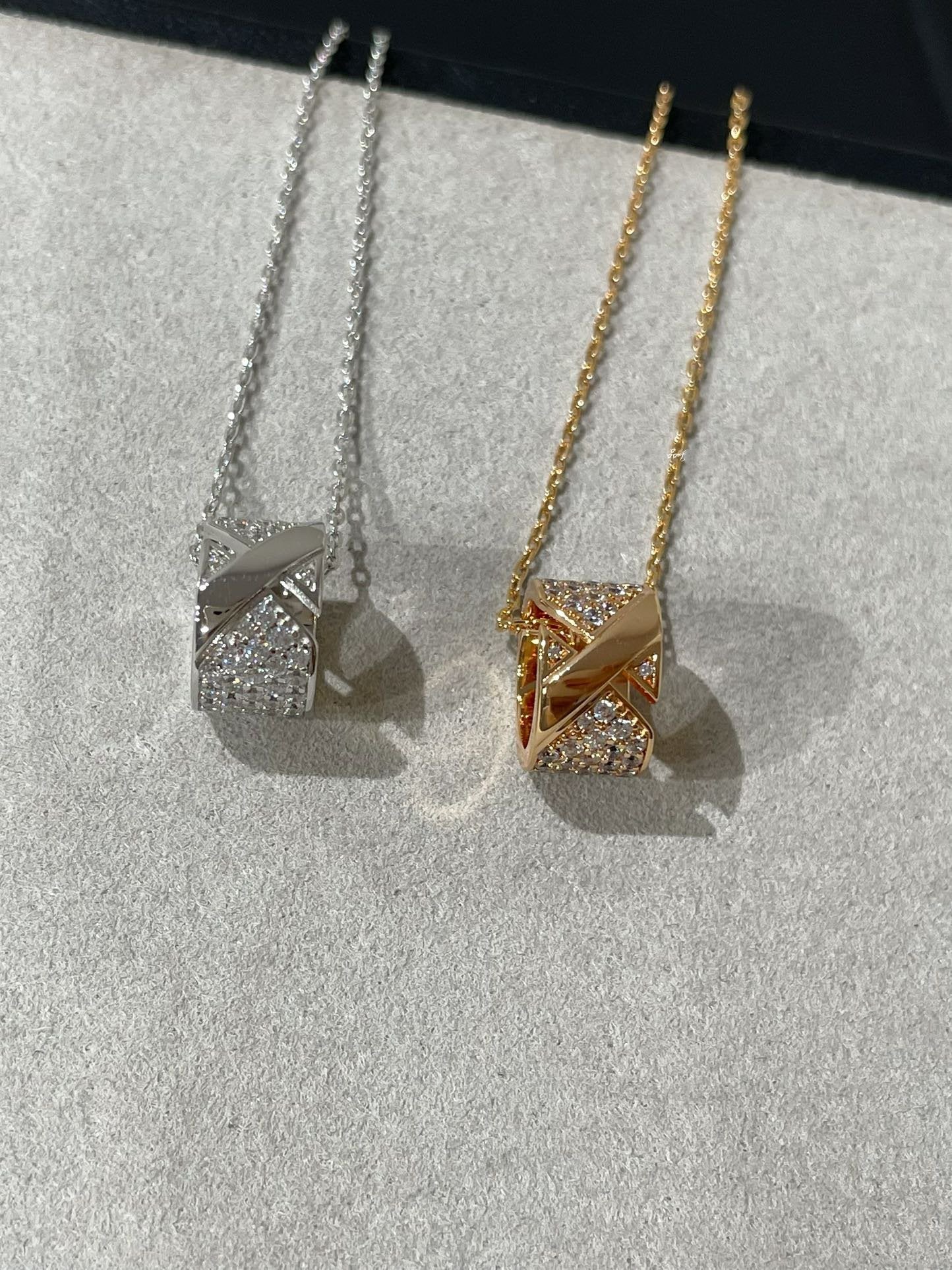 [Clover Jewelrys]LIENS EVIDENCE DIAMOND PAVED NECKLACE