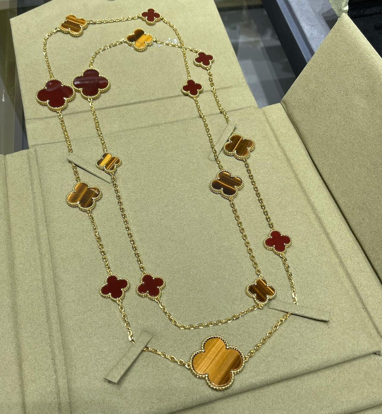 [Clover Jewelrys]CLOVER 16 MOTIF CARNELIAN TIGER EYE ROSE GOLD NECKLACE