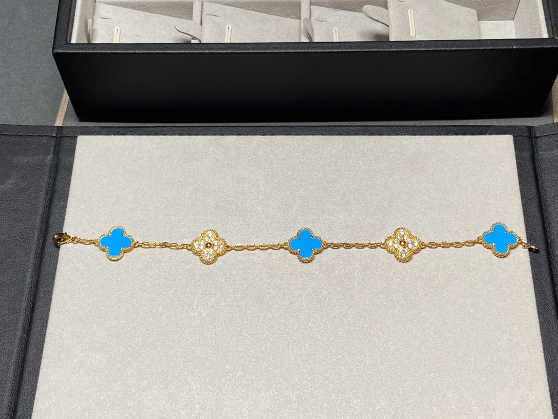 [Clover Jewelrys]CLOVER 5 MOTIF BLUE CHALCEDONY DIAMOND GOLD BRACELET