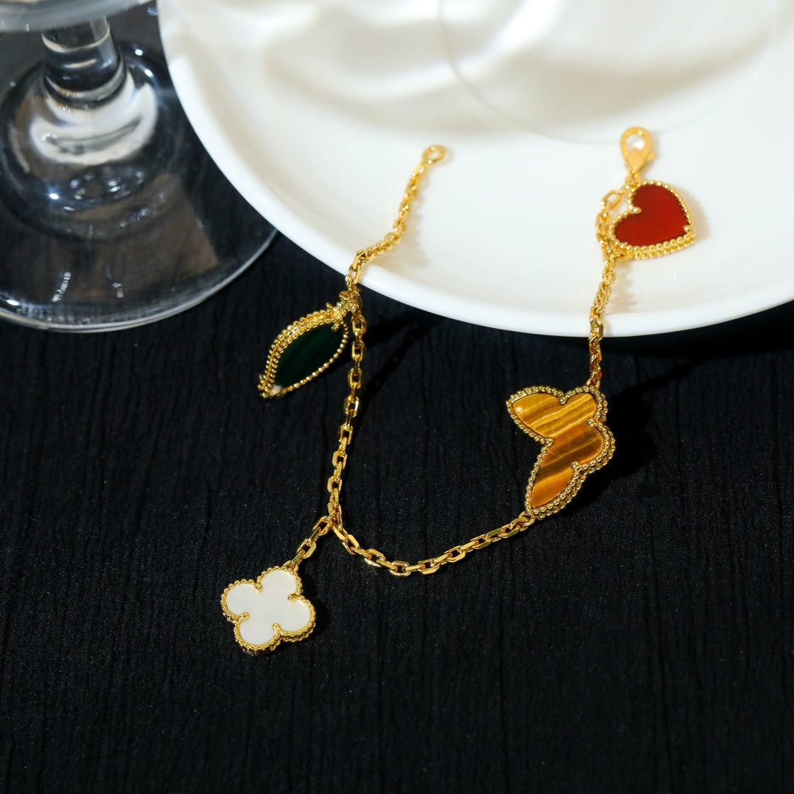 [Clover Jewelrys]LUCKY SPRING 5 MOTIF GOLD BRACELET